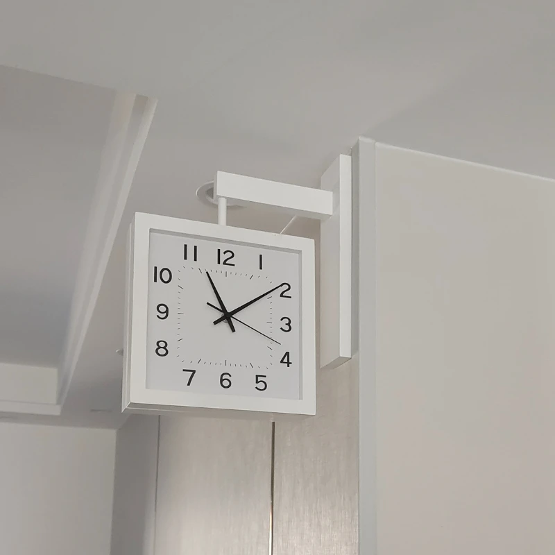 Wooden Double Sided Wall Clock - огляд і ціна Japanese Lifestyle In Japanese